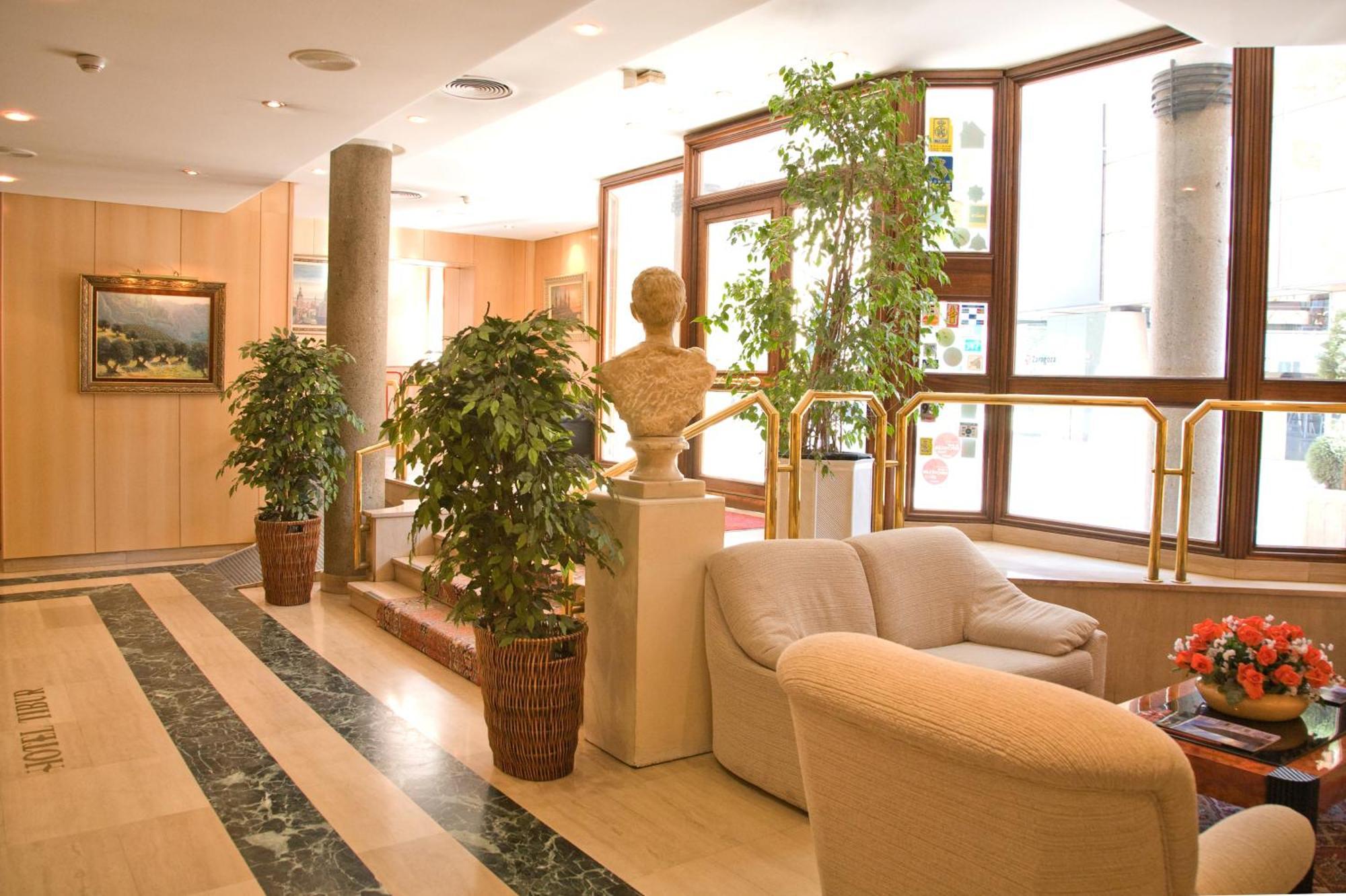 Hotel Tibur Zaragoza Eksteriør bilde