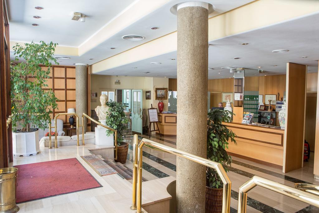 Hotel Tibur Zaragoza Eksteriør bilde